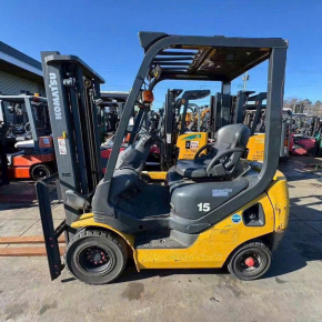 XE NÂNG DẦU KOMATSU NHẬT BẢN