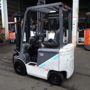 Xe nâng tcm  1,5 tấn