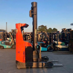 XE NÂNG ĐIỆN reach truck BT Reflex HIỆU Toyota Forklift