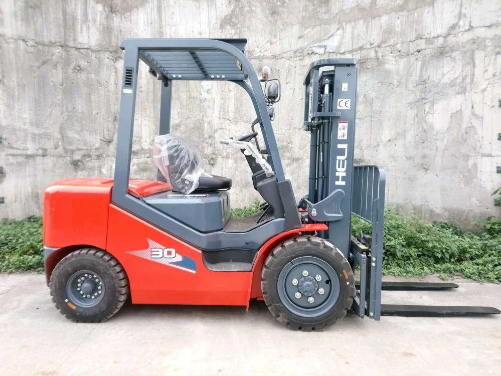 đơn vị chuyên bán xe nâng cũ tại TPHCM